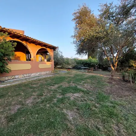 Angeliki And Myrto Villa
